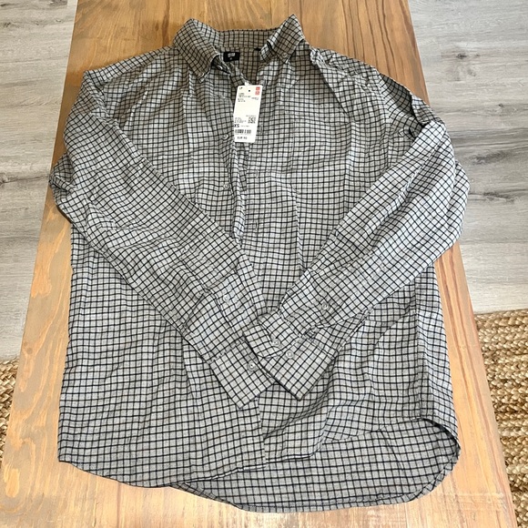 Uniqlo Men’s long sleeve flannel Brand new with tags - Picture 2 of 5